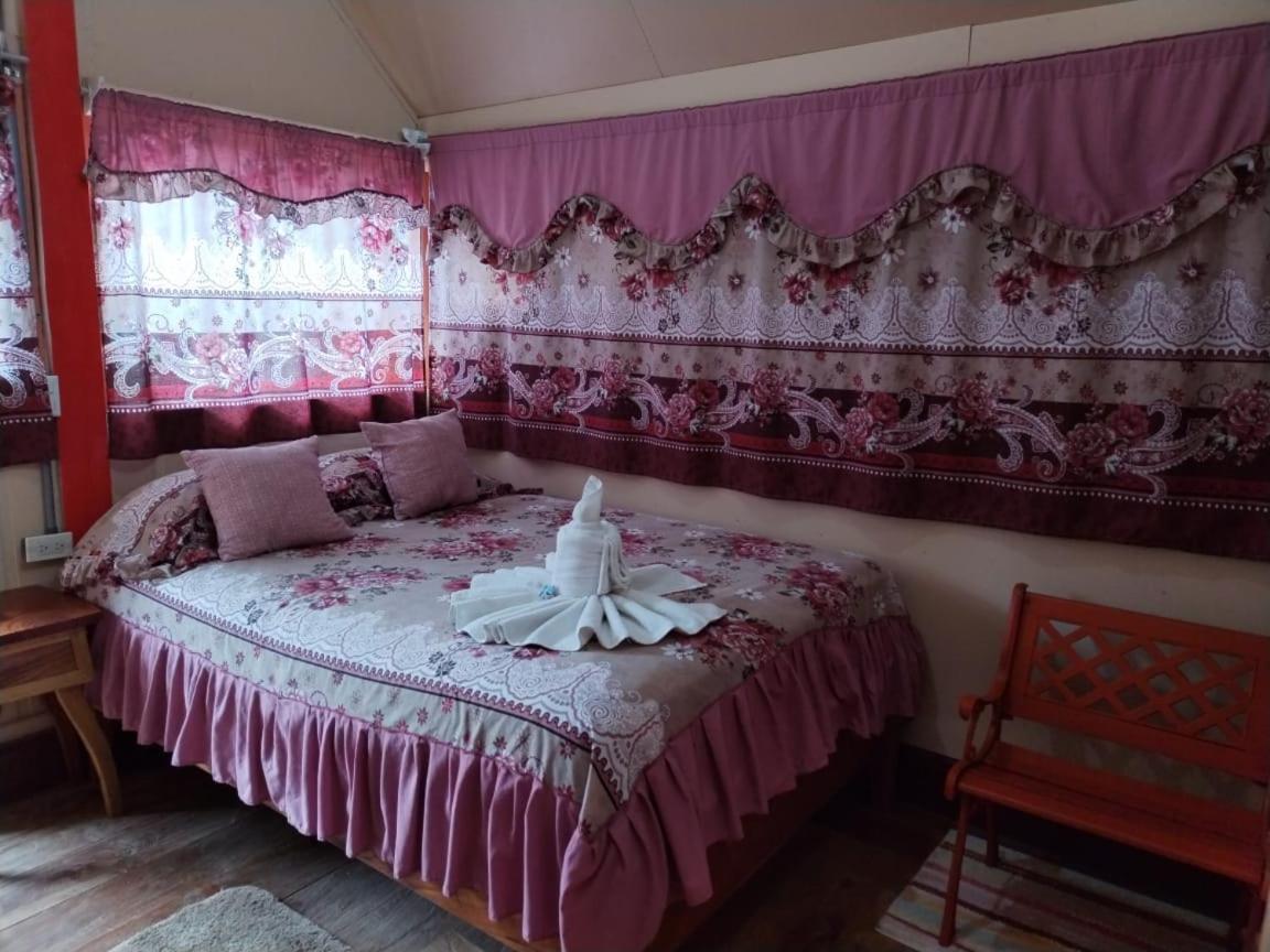 الجبل الأخضر Pension Y Cabinas Colibri B&B Costa Rica المظهر الخارجي الصورة