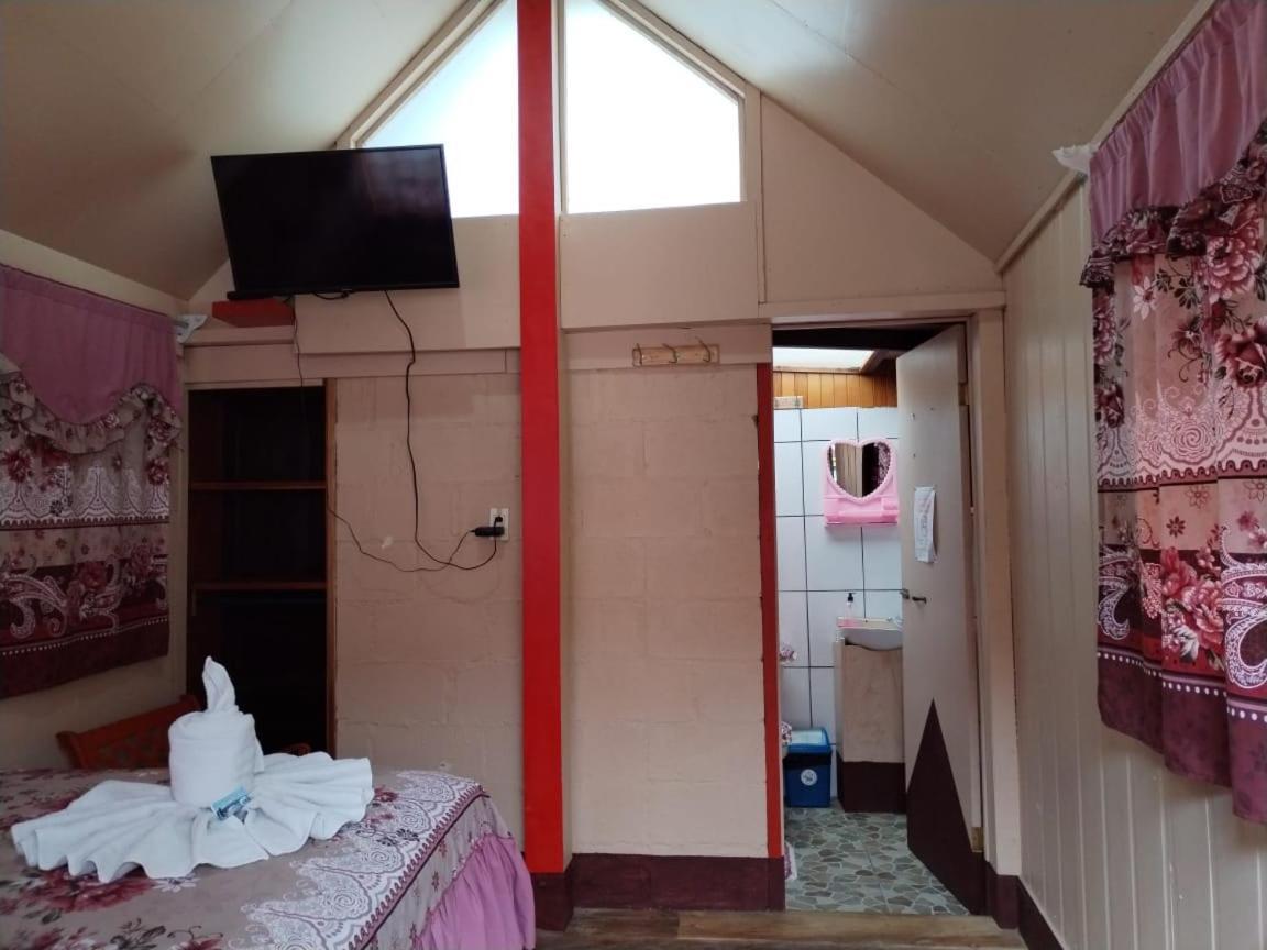 الجبل الأخضر Pension Y Cabinas Colibri B&B Costa Rica المظهر الخارجي الصورة