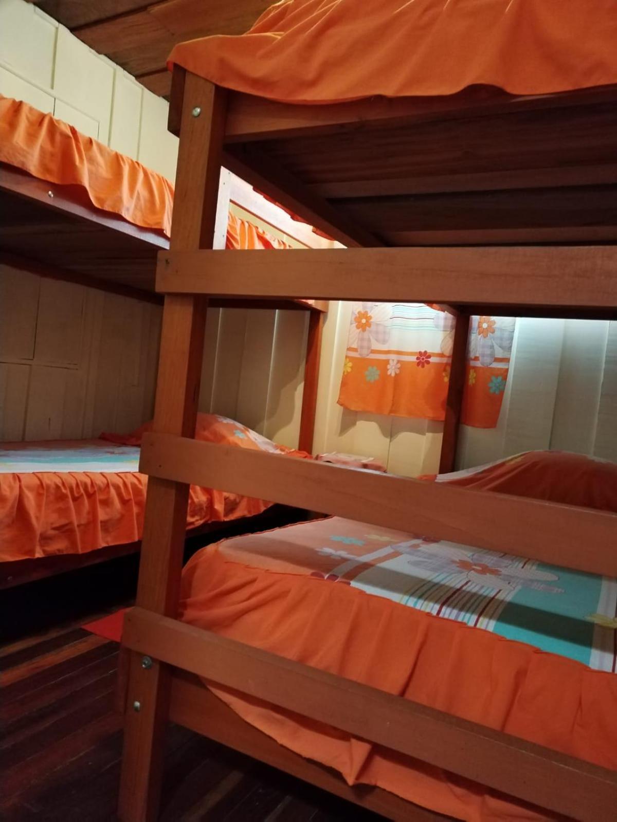 الجبل الأخضر Pension Y Cabinas Colibri B&B Costa Rica المظهر الخارجي الصورة