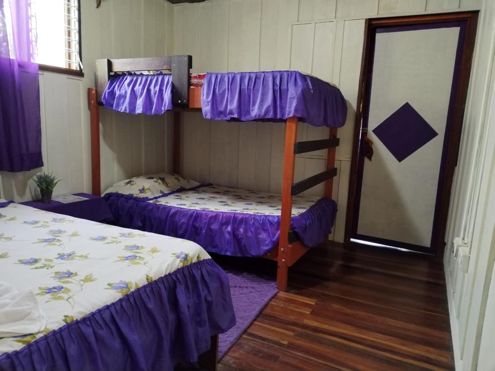 الجبل الأخضر Pension Y Cabinas Colibri B&B Costa Rica المظهر الخارجي الصورة