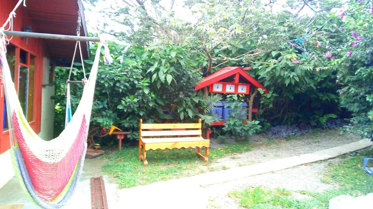 الجبل الأخضر Pension Y Cabinas Colibri B&B Costa Rica المظهر الخارجي الصورة