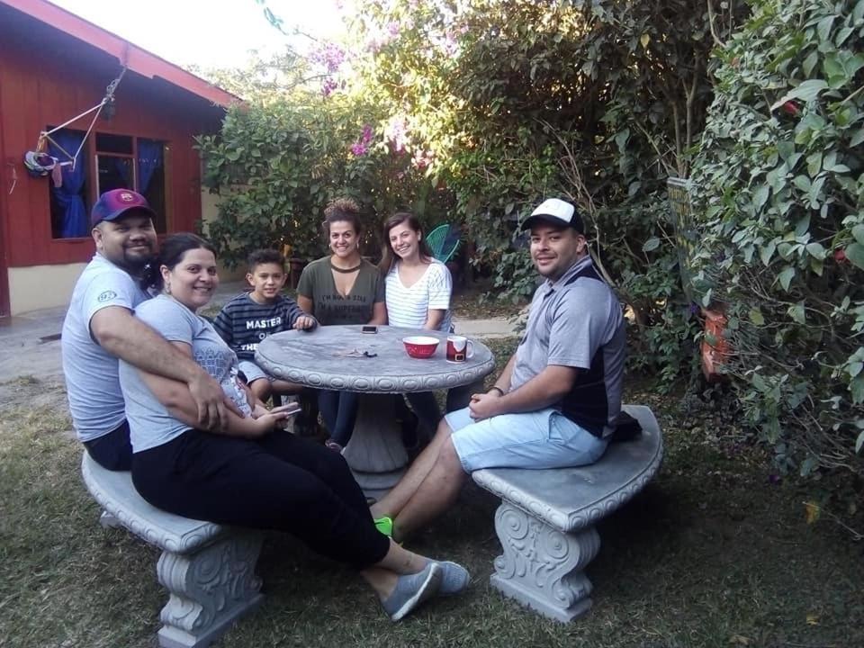 الجبل الأخضر Pension Y Cabinas Colibri B&B Costa Rica المظهر الخارجي الصورة
